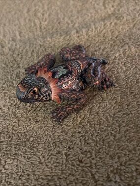Handcrafted Decorative horned toad Sculpture in Green and Copper Tones